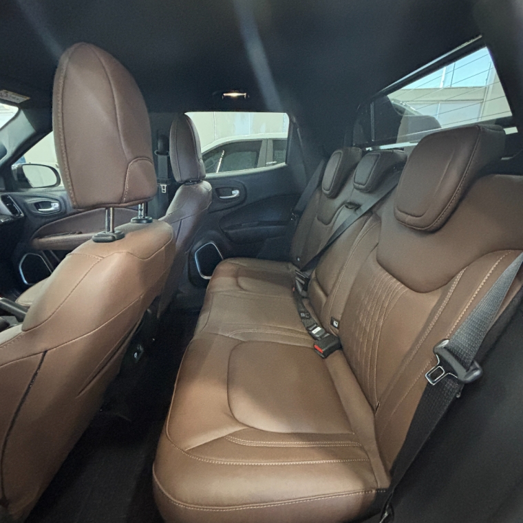 fiat toro 2.0 16v turbo diesel ranch 4wd at9 4p automatico 2025