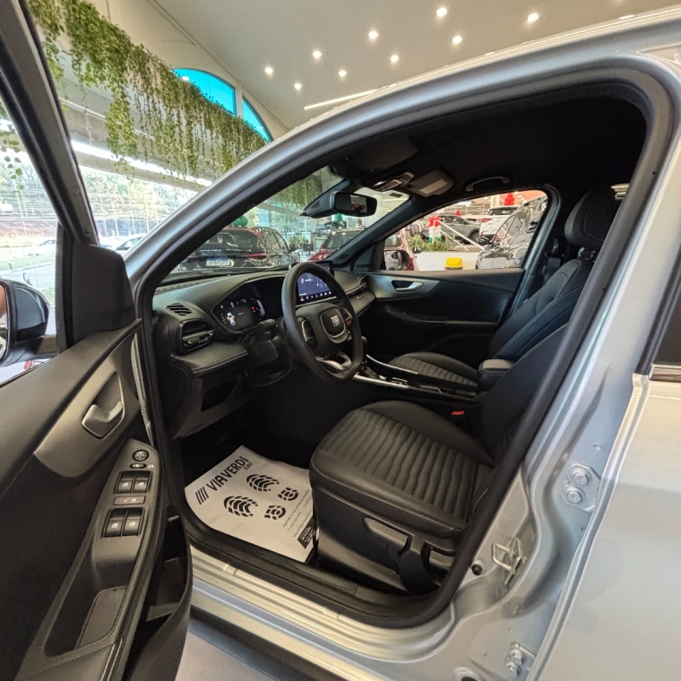 fiat fastback 1.3 turbo 270 flex limited edition at6 4p automatico 2025