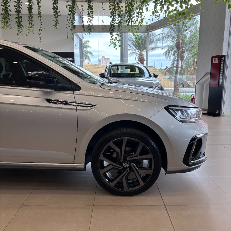 volkswagen virtus 1.4 250 tsi exclusive automatico flex 4p 2025