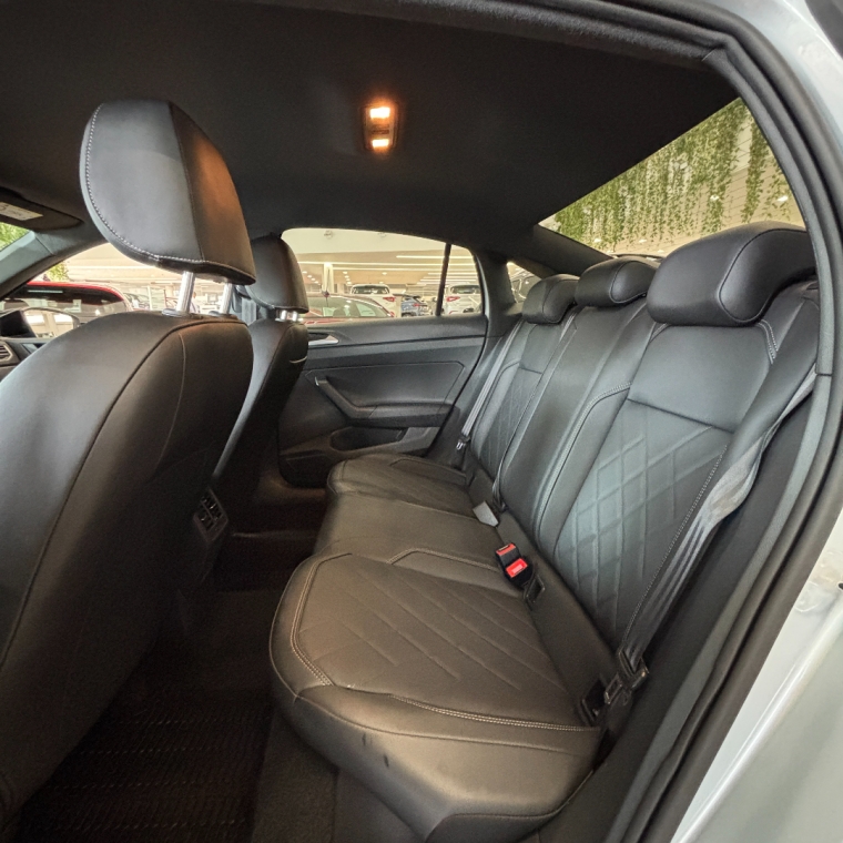volkswagen virtus 1.4 250 tsi exclusive automatico flex 4p 2025