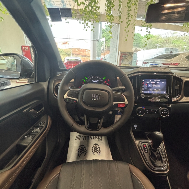 fiat strada 1.0 turbo 200 flex ranch cd cvt 4p automatico 2025 fiat strada 1.0 turbo 200 flex ranch cd cvt 4p automatico 2025