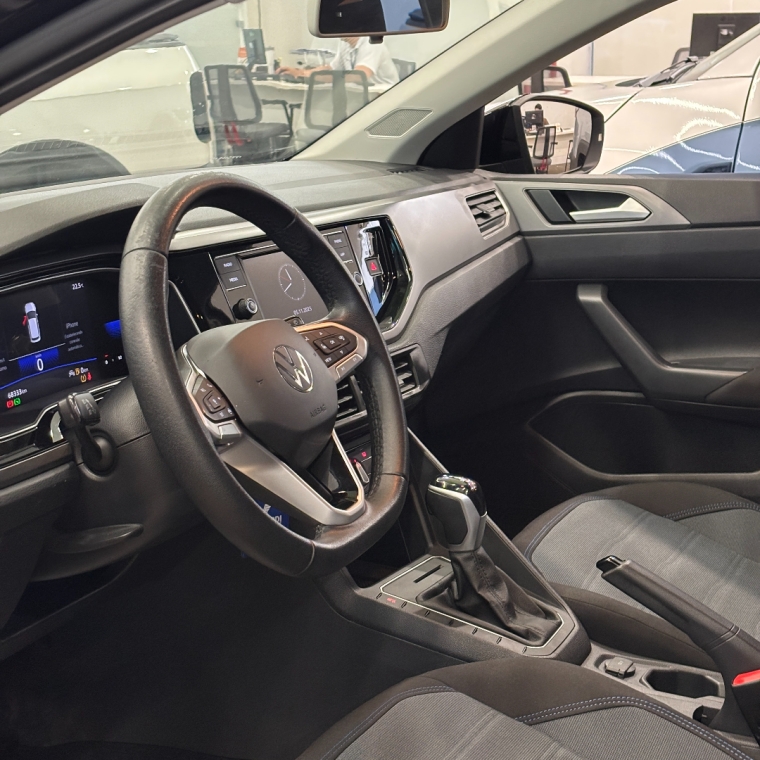 volkswagen nivus 1.0 200 tsi total flex comfortline automatico 4p 202322