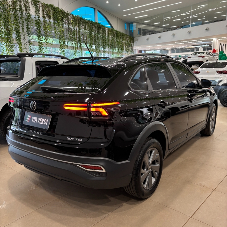 volkswagen nivus 1.0 200 tsi total flex comfortline automatico 4p 202328
