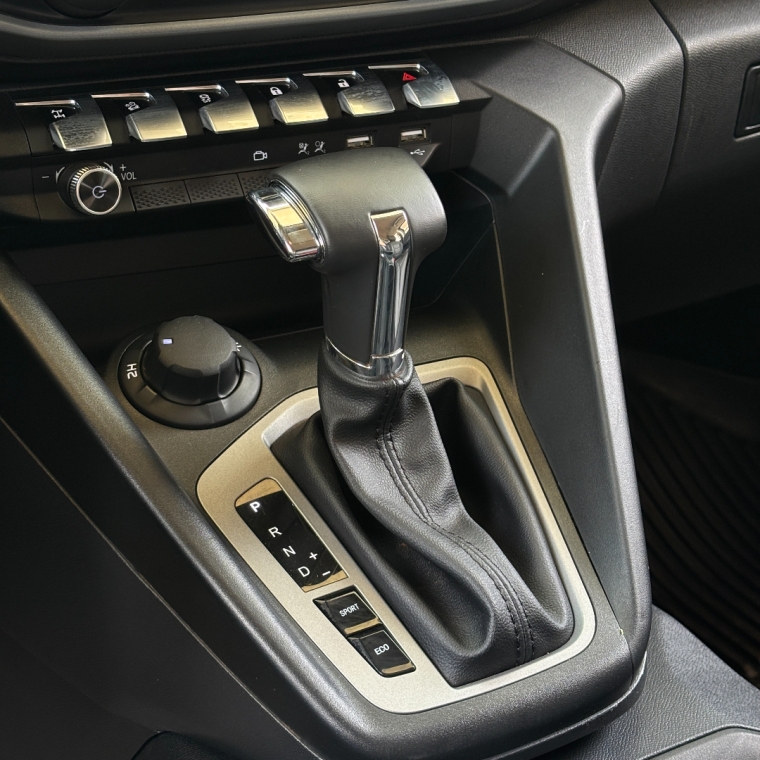 fiat titano 2.2 turbo diesel volcano 4x4 at6 4p automatico 2025 fiat titano 2.2 turbo diesel volcano 4x4 at6 4p automatico 2025