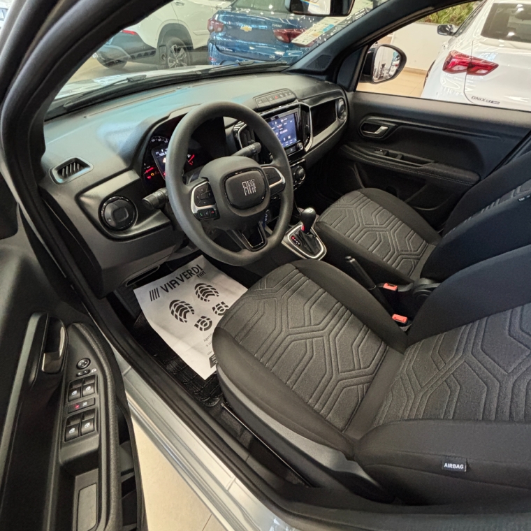 fiat strada 1.3 firefly flex volcano cd cvt 4p automatico 20253