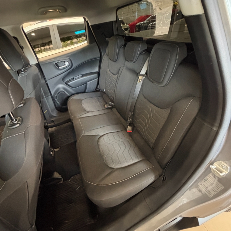 fiat toro 1.3 turbo 270 flex freedom at6 4p automatico 202410