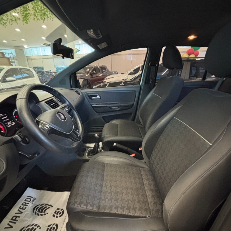 volkswagen fox 1.0 mpi track 12v flex 4p manual 5p 20176