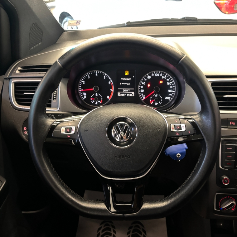 volkswagen fox 1.0 mpi track 12v flex 4p manual 5p 201715