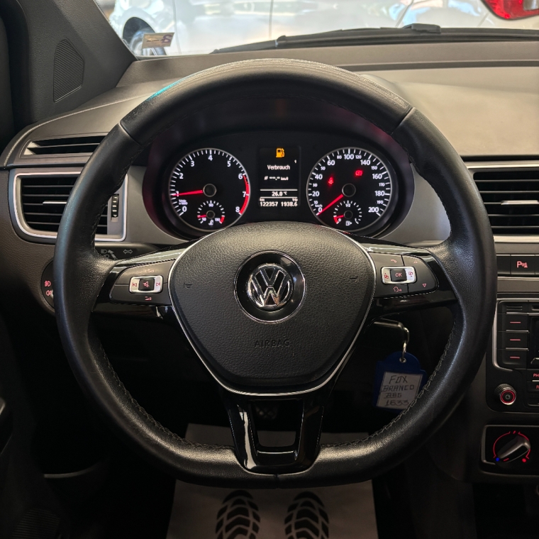 volkswagen fox 1.0 mpi track 12v flex 4p manual 5p 201711