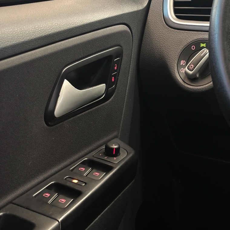 volkswagen fox 1.0 mpi track 12v flex 4p manual 5p 20177