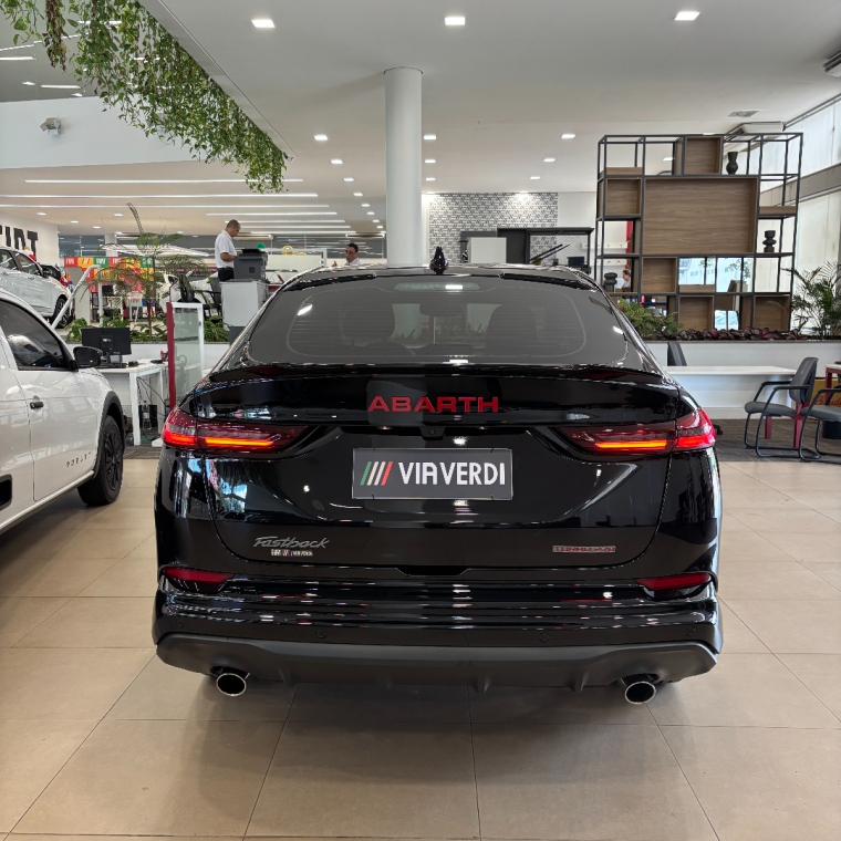 fiat fastback 1.3 turbo 270 flex abarth at6 4p automatico 202522