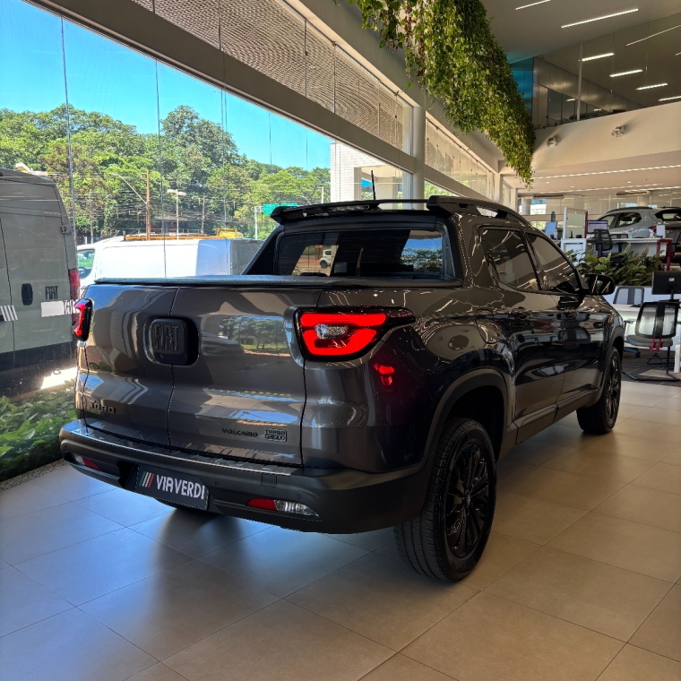 fiat toro 1.3 turbo 270 flex volcano at6 4p automatico 202332