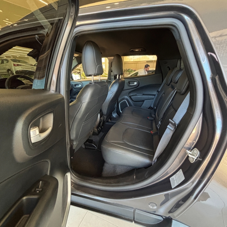 fiat toro 1.3 turbo 270 flex volcano at6 4p automatico 202328