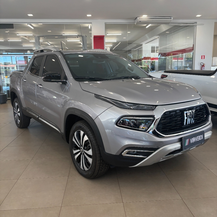 fiat toro 2.2 turbo diesel volcano 4wd at9 4p automatico 2025