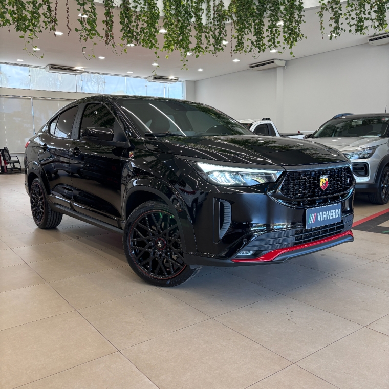 fiat fastback 1.3 turbo 270 flex abarth at6 4p automatico 2025