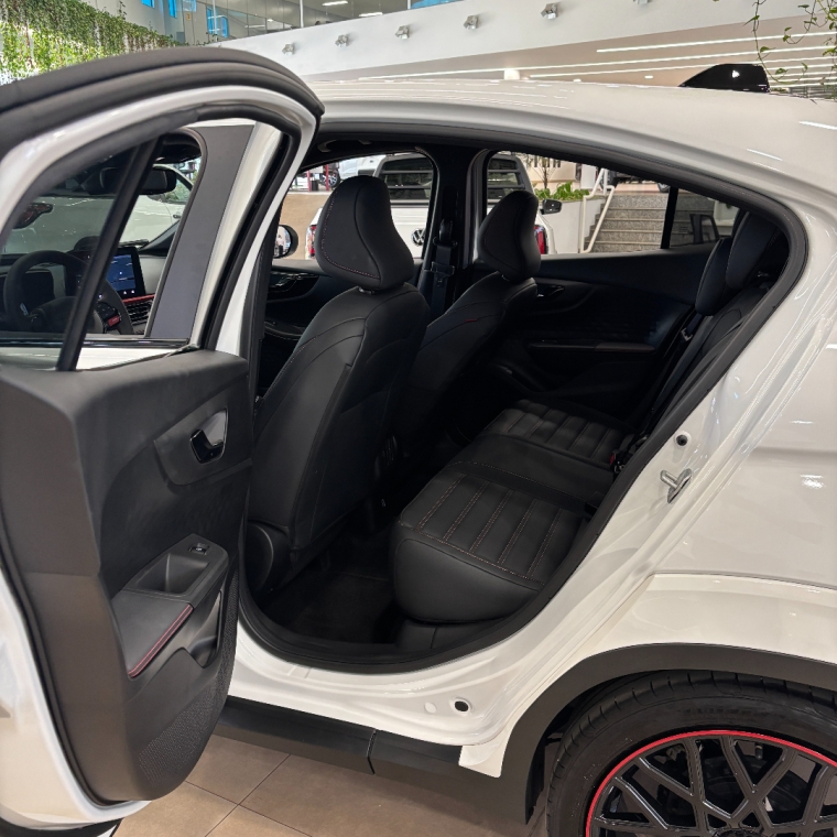 fiat fastback 1.3 turbo 270 flex abarth at6 4p automatico 202518