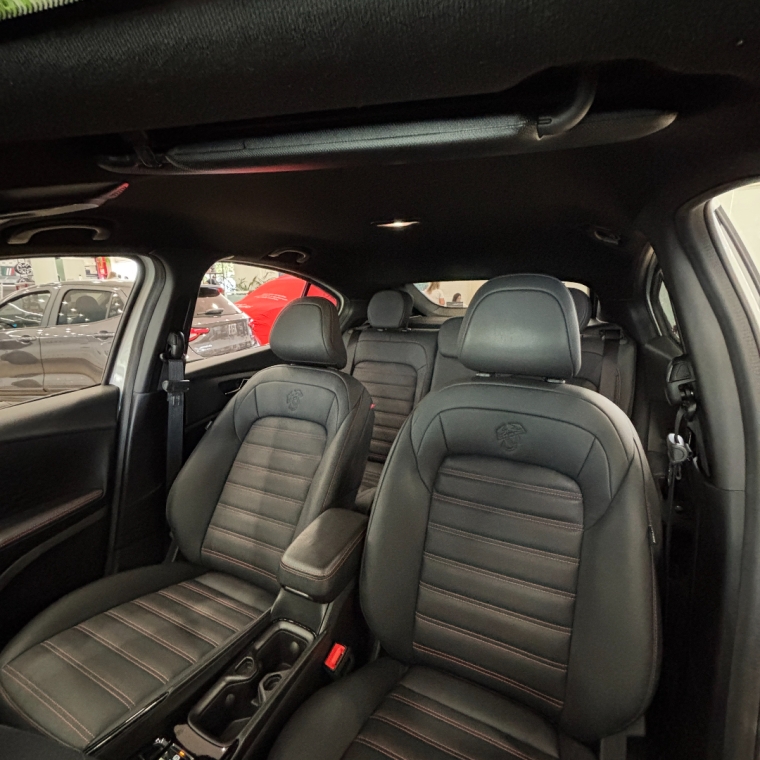 fiat fastback 1.3 turbo 270 flex abarth at6 4p automatico 20257