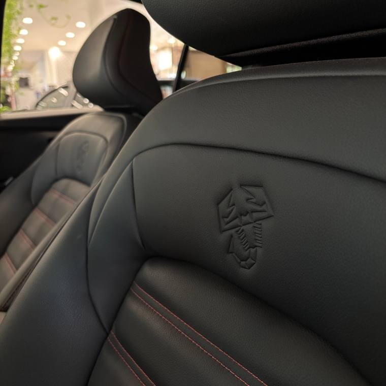 fiat fastback 1.3 turbo 270 flex abarth at6 4p automatico 20258