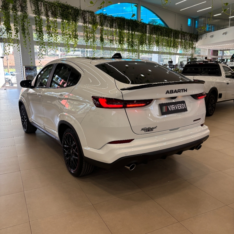 fiat fastback 1.3 turbo 270 flex abarth at6 4p automatico 202519