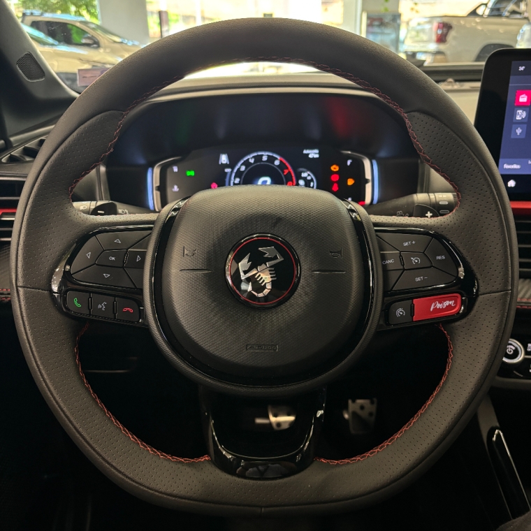 fiat fastback 1.3 turbo 270 flex abarth at6 4p automatico 202512