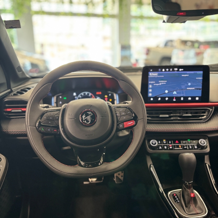 fiat fastback 1.3 turbo 270 flex abarth at6 4p automatico 202511