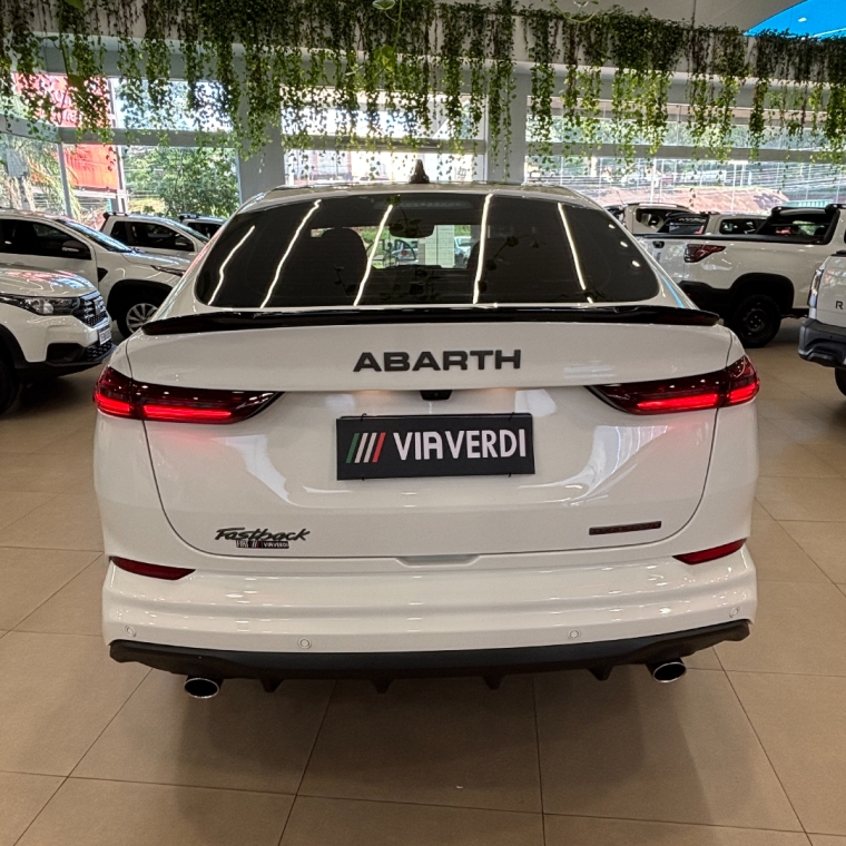 fiat fastback 1.3 turbo 270 flex abarth at6 4p automatico 202520