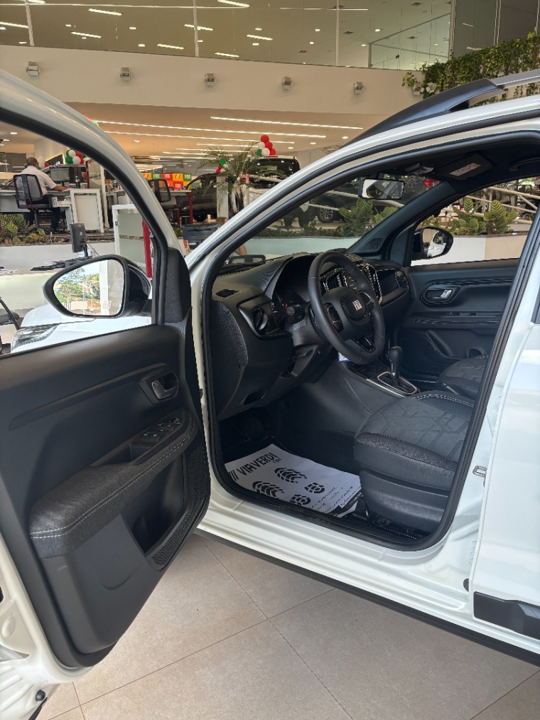 fiat strada 1.3 firefly flex volcano cd cvt 4p automatico 20246