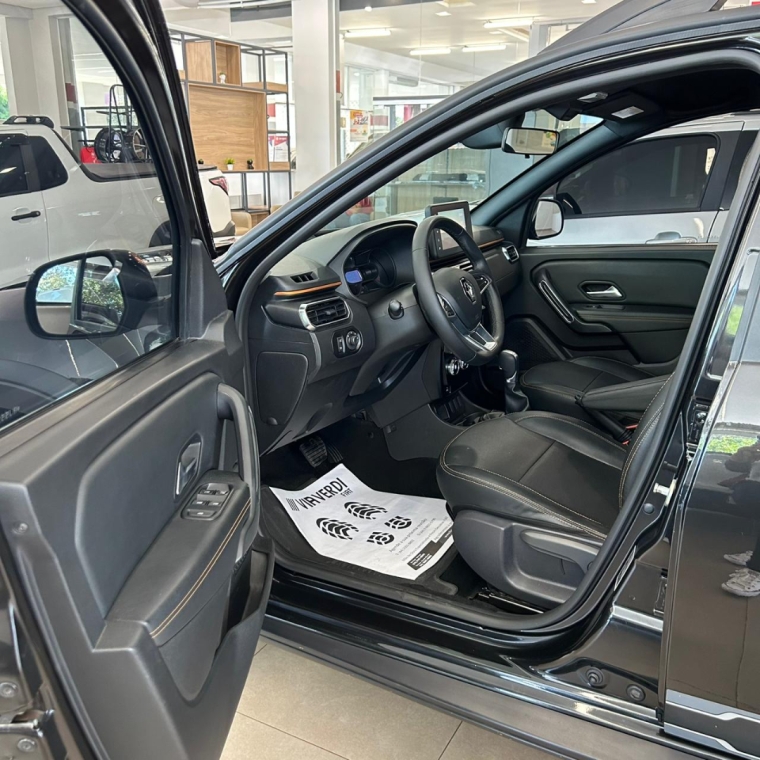 renault oroch 1.3 tce flex outsider x-tronic 4p automatico 20243