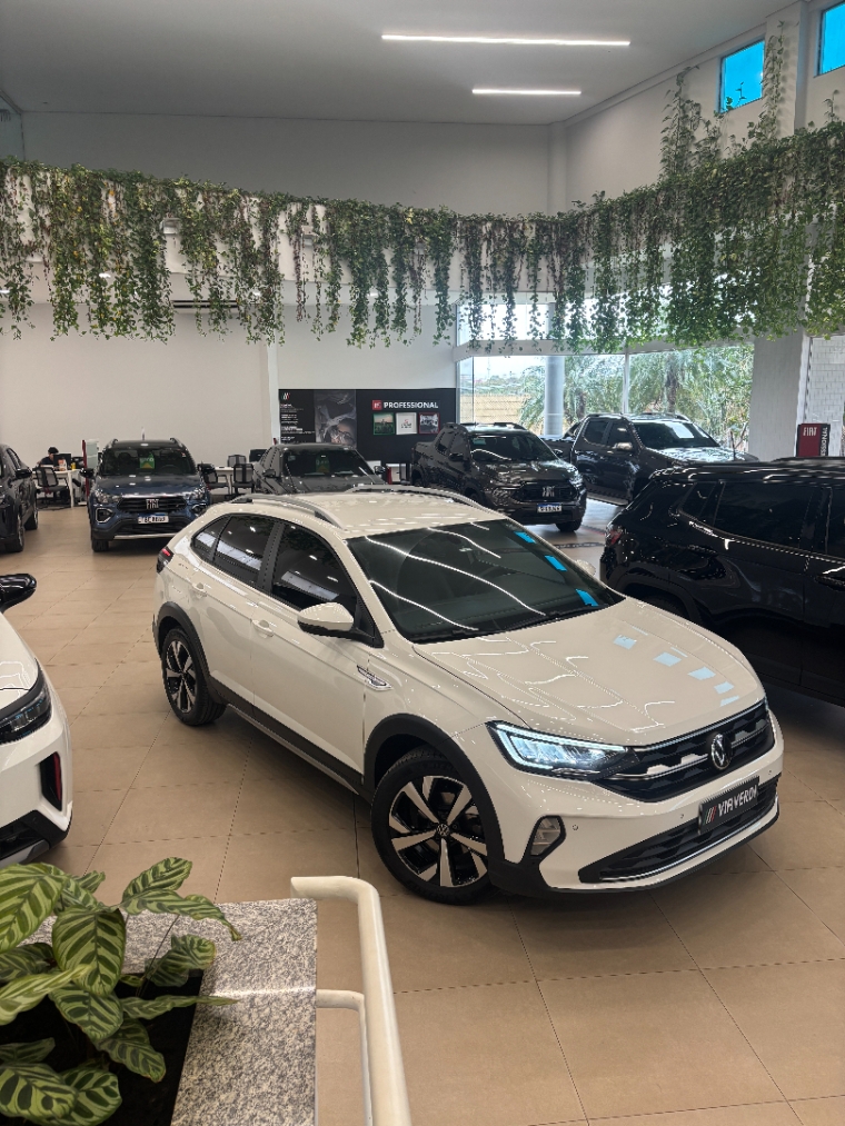 volkswagen nivus 1.0 200 tsi total flex highline automatico 5p 2023
