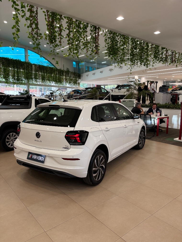 volkswagen polo 1.0 170 tsi highline automatico flex 5p 202422