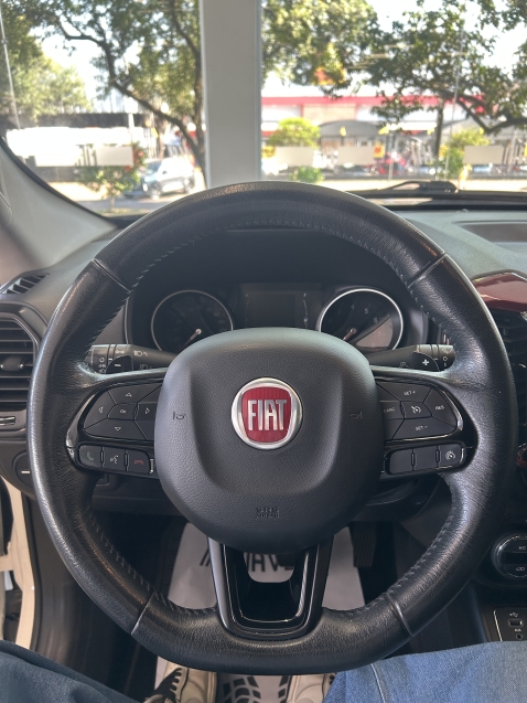 Fiat Toro 1.8 16V Evo Flex Freedom At6 4P Automático - foto 10