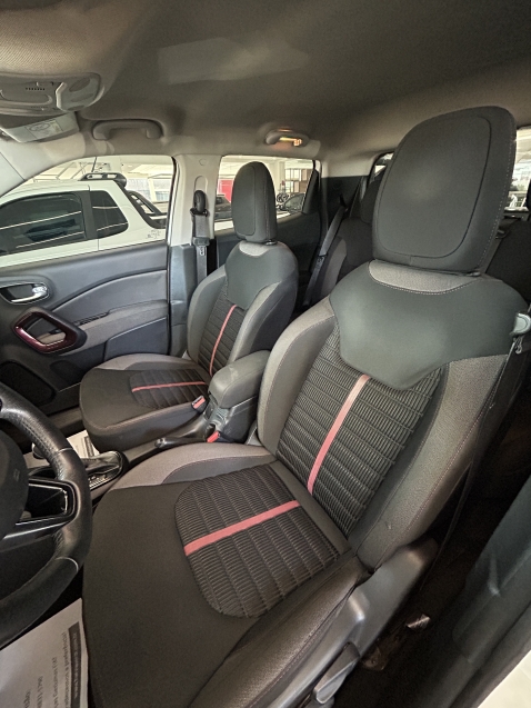 Fiat Toro 1.8 16V Evo Flex Freedom At6 4P Automático - foto 8