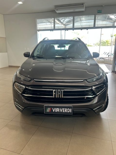 Fiat Toro 13 Turbo 270 Flex Freedom At6 4P Automático - foto 2