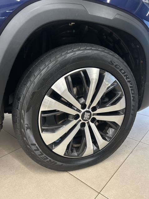 fiat toro 2.0 16v turbo diesel volcano 4wd at9 4p automatico 20253