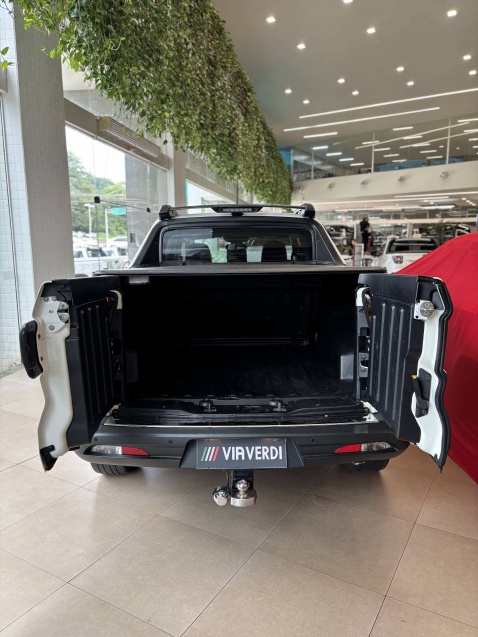 fiat toro 1.3 turbo 270 flex freedom at6 4p automatico 202419