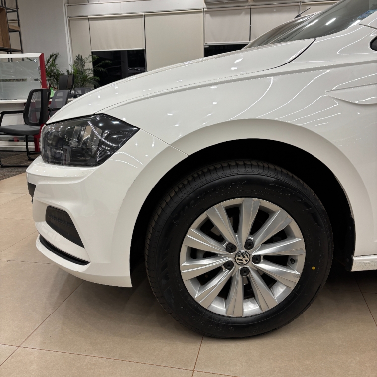volkswagen virtus 1.6 msi total flex automatico 5p 2020