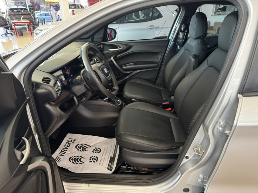 fiat cronos 1.3 firefly flex precision cvt 5p automatico 2023