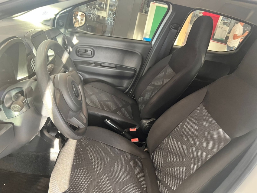 fiat mobi 1.0 evo flex like. manual 5p 2022 fiat mobi 1.0 evo flex like. manual 5p 2022