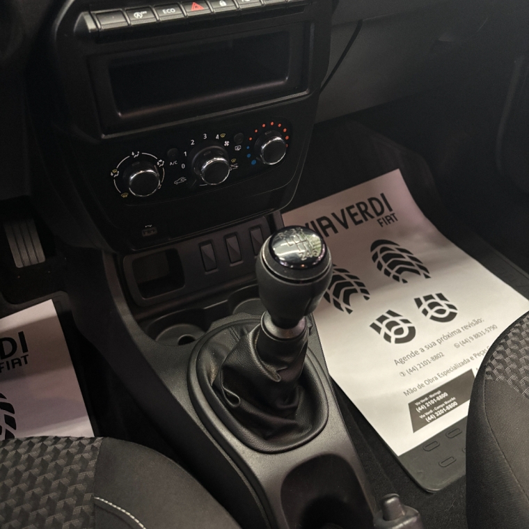 renault oroch 1.6 16v sce flex intense manual 4p 2023 renault oroch 1.6 16v sce flex intense manual 4p 2023