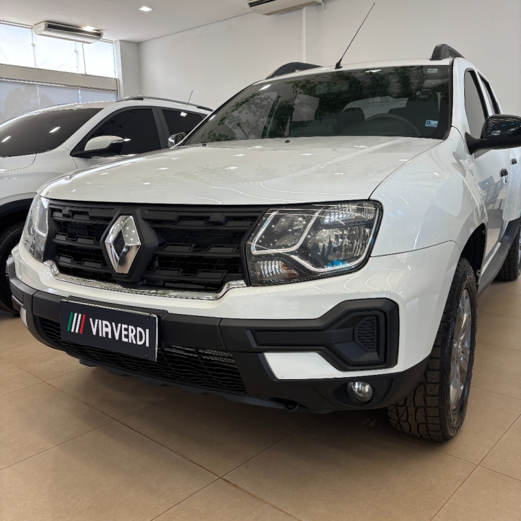 renault oroch 1.6 16v sce flex intense manual 4p 2023 renault oroch 1.6 16v sce flex intense manual 4p 2023