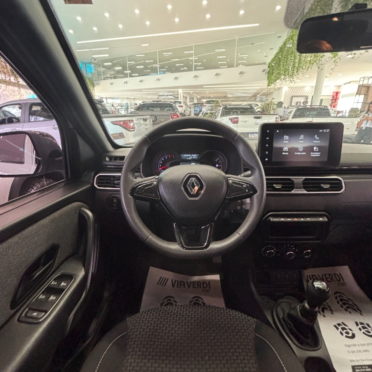 renault oroch 1.6 16v sce flex intense manual 4p 2023 renault oroch 1.6 16v sce flex intense manual 4p 2023