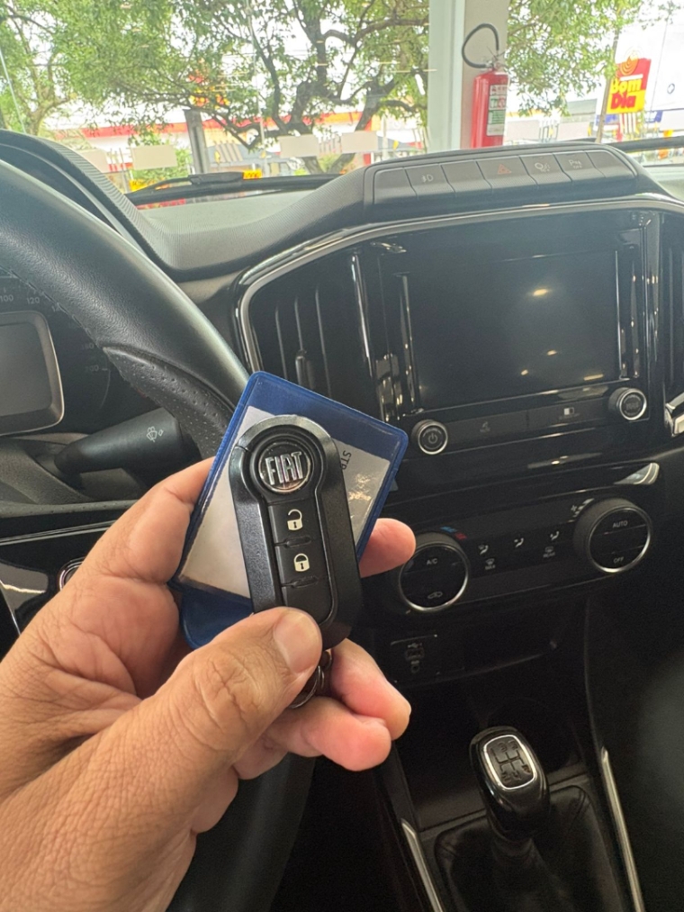 fiat strada 1.3 firefly flex volcano cd manual 4p 20234