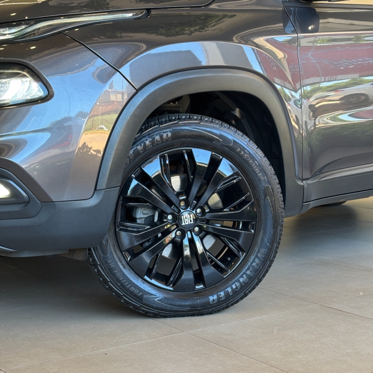 fiat toro 1.3 turbo 270 flex volcano at6 4p automatico 20235