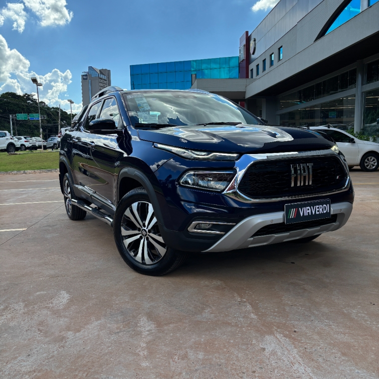 fiat toro 1.3 turbo 270 flex volcano at6 4p automatico 2025