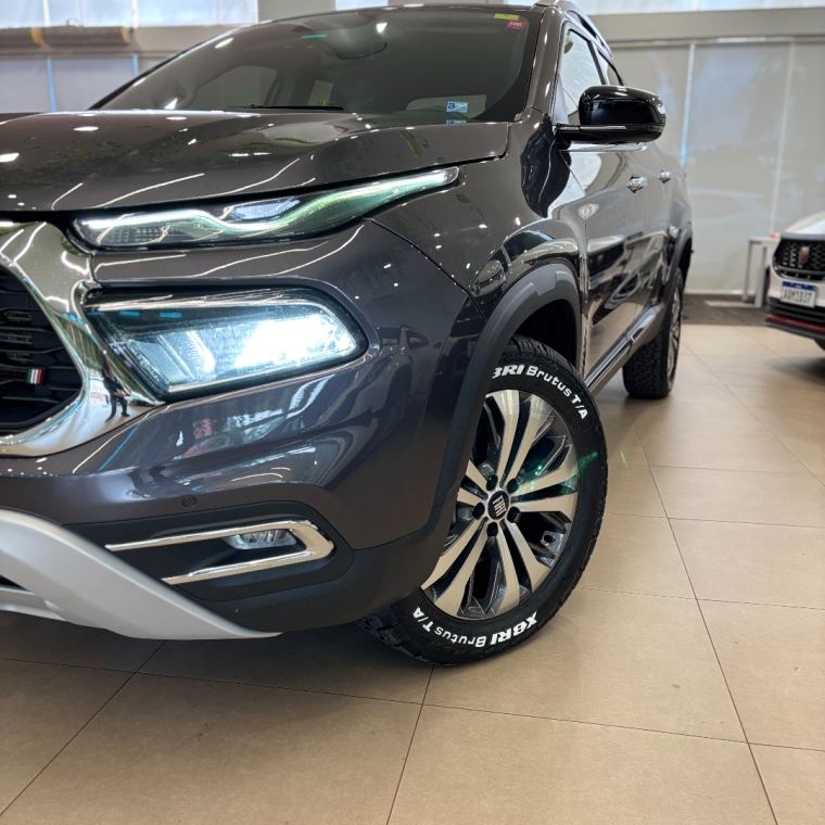 fiat toro 2.0 16v turbo diesel volcano 4wd at9 4p automatico 20241