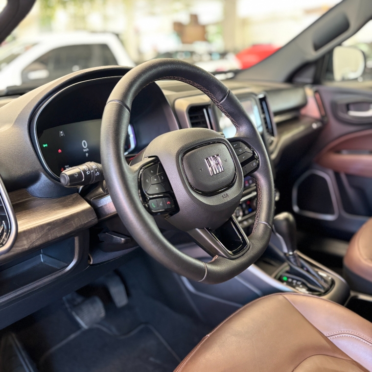 fiat toro 2.0 16v turbo diesel ranch 4wd at9 2.2 4p automatico 202512