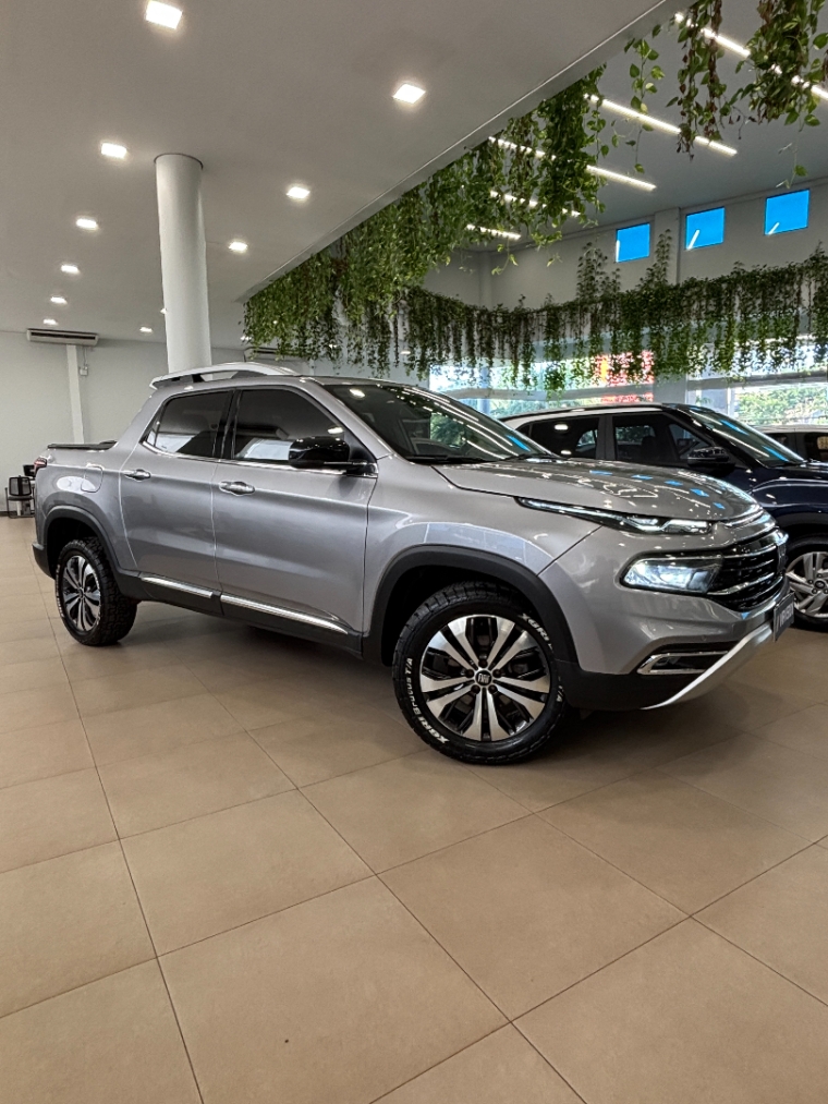 fiat toro 1.3 turbo 270 flex volcano at6 4p automatico 2023
