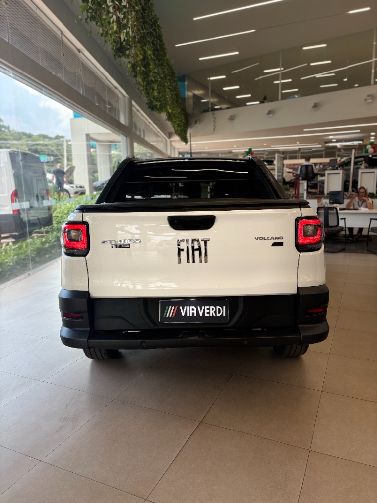 fiat strada 1.3 firefly flex volcano cd cvt 4p automatico 202416