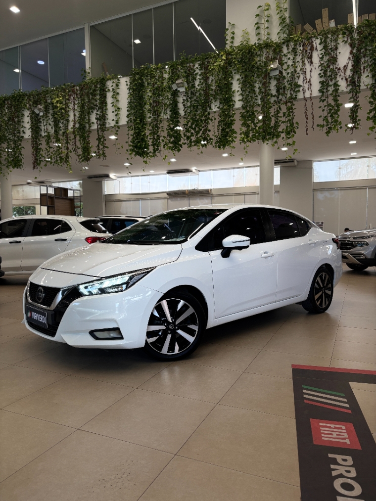 nissan versa 1.6 16v flex exclusive xtronic 4p automatico 2023