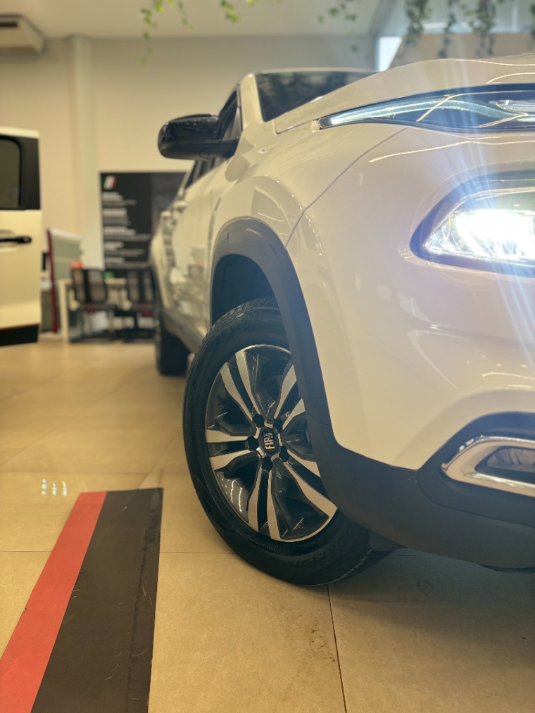 fiat toro 1.3 turbo 270 flex freedom at6 4p automatico 20243